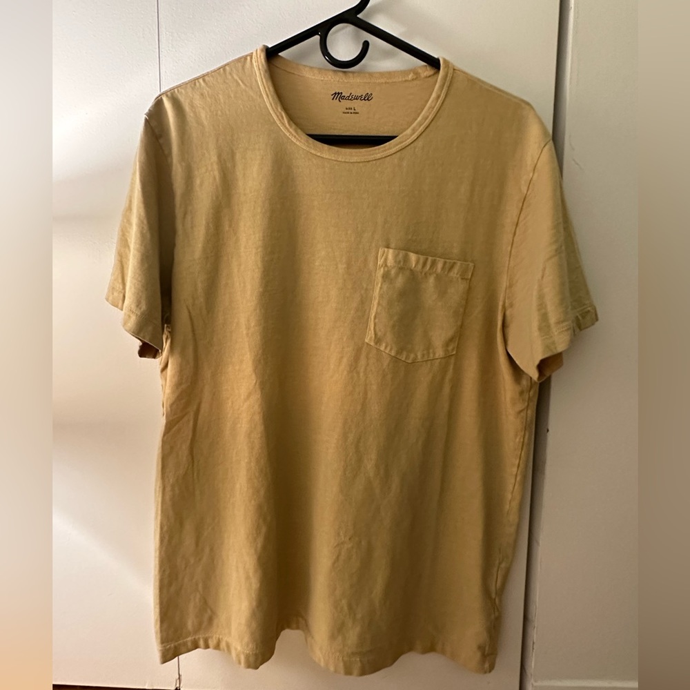 Madewell Men’s Garment-Dyed Allday Crewneck Tee. Large. Yellow.